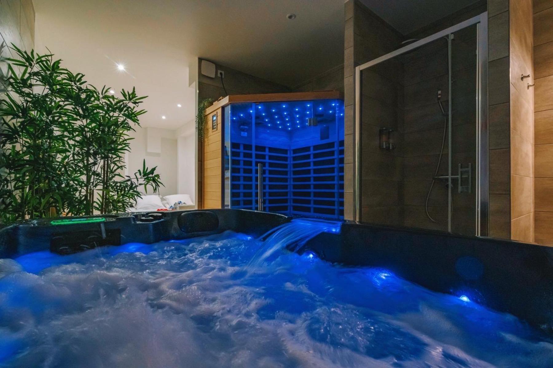 Spa Appartement O Temps Suspendu Reims Centre Sauna Et Jacuzzi エクステリア 写真